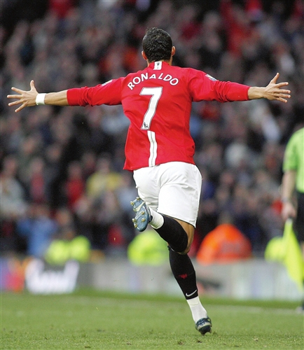 年再度在英 年再度在英